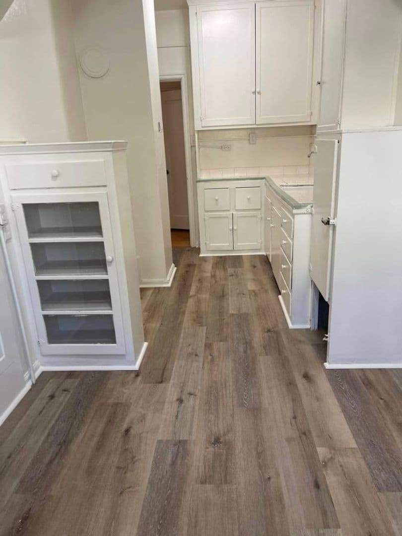 Berkeley Apartment: 2514 Piedmont Ave