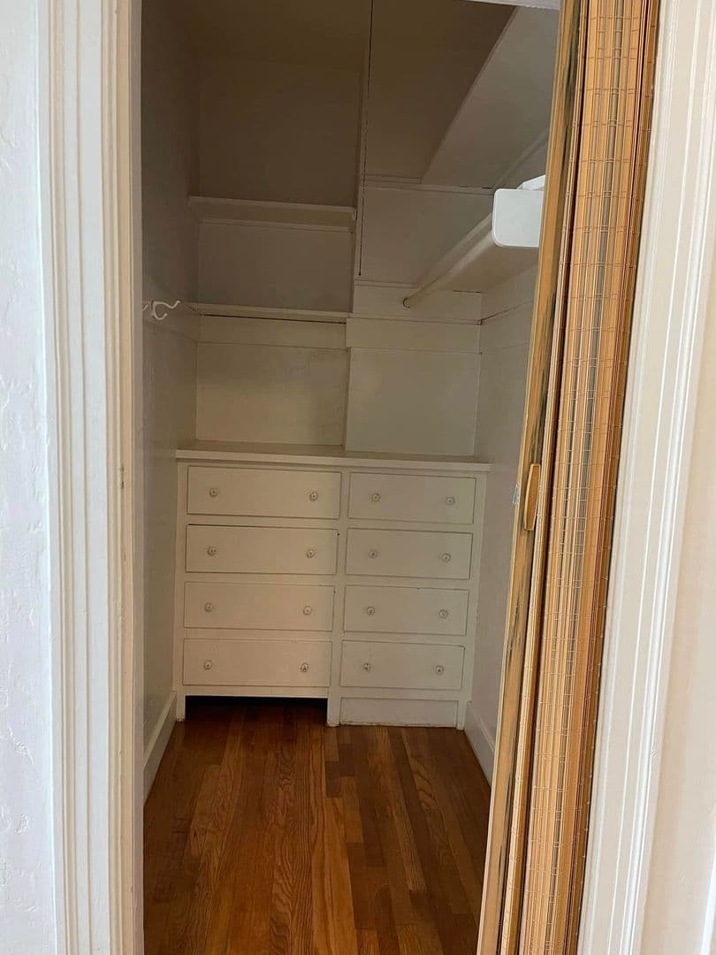 Berkeley Apartment: 2411 Durant Ave