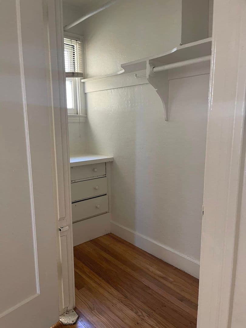 Berkeley Apartment: 2411 Durant Ave