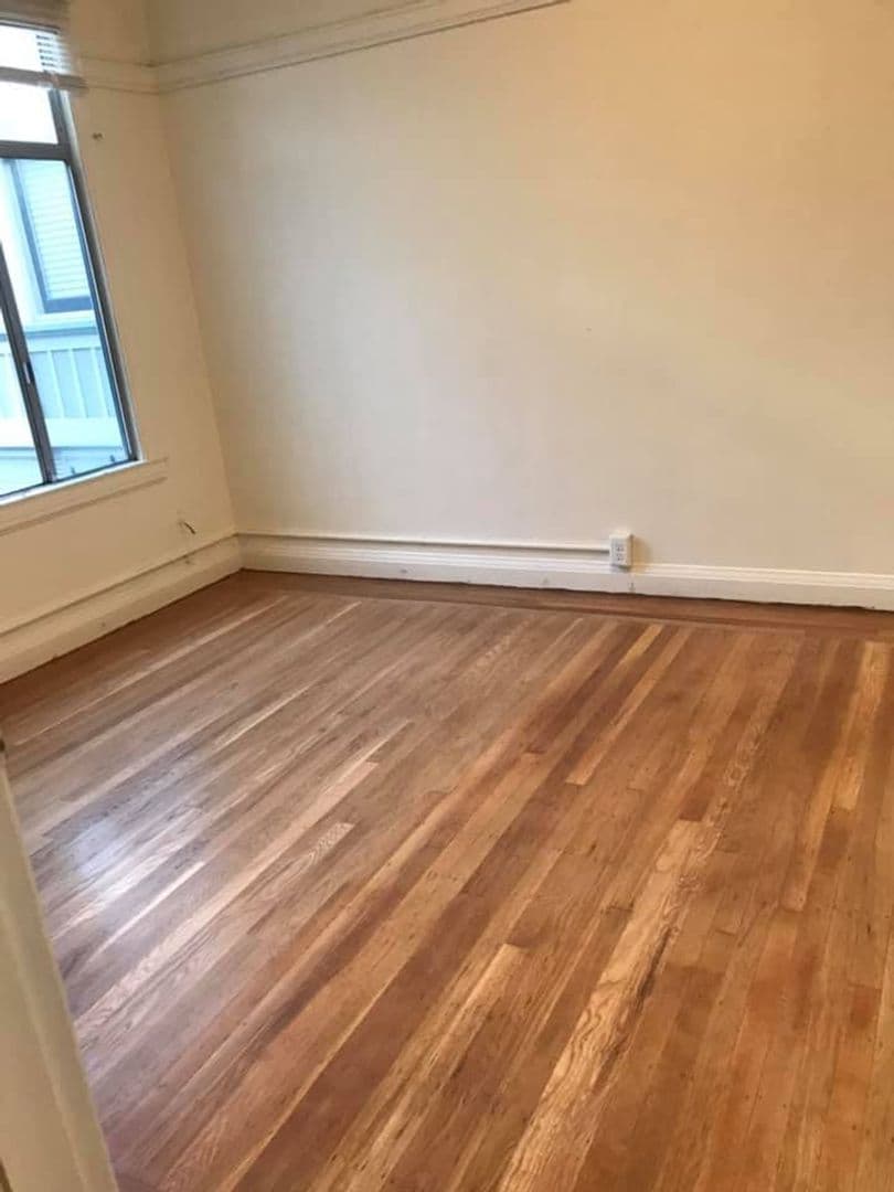 Berkeley Apartment: 2419 Durant Ave