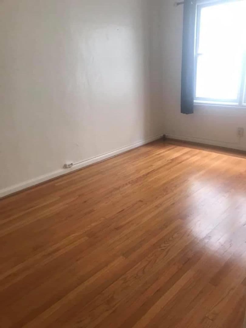 Berkeley Apartment: 2514 Piedmont Ave