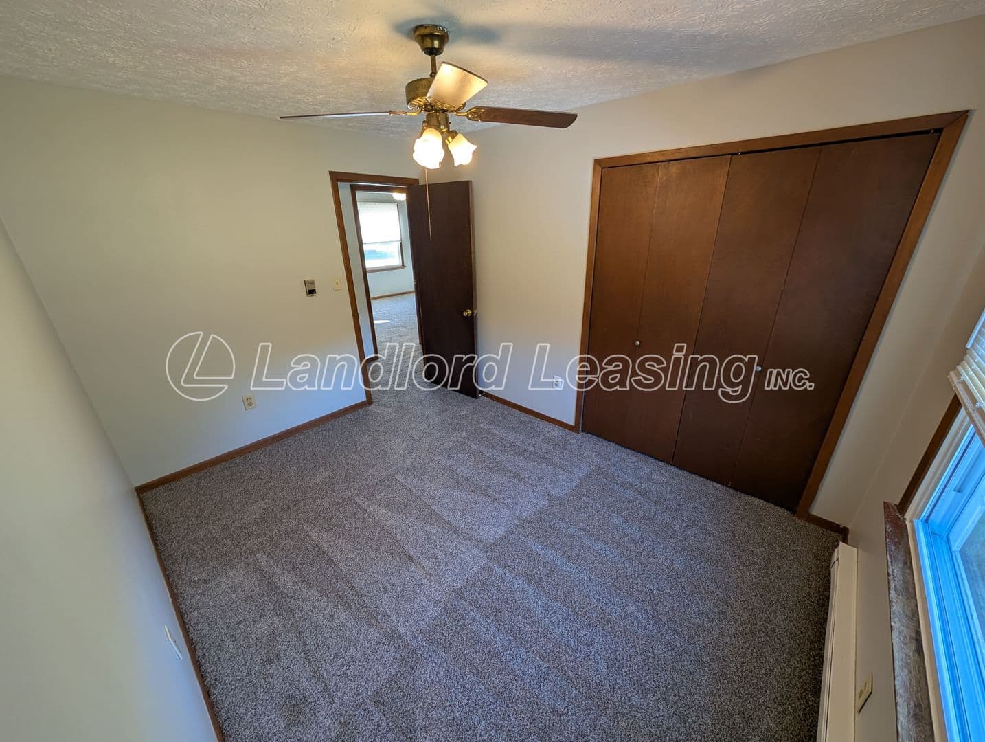 Wellington House: 44570 OH State Route 303