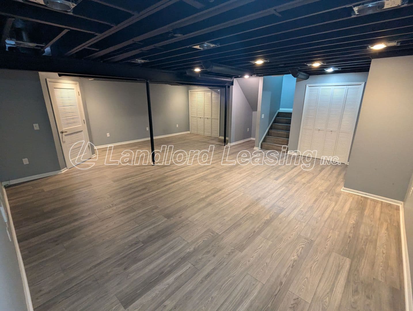 North Ridgeville House: 35330 Oxford Court