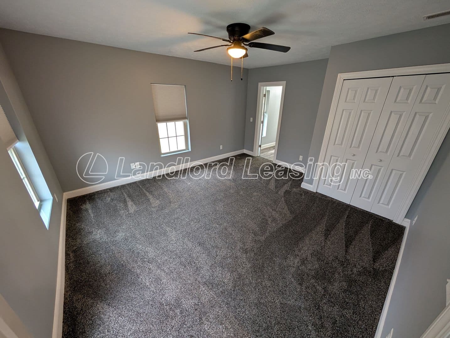Elyria House: 9005 Murray Ridge Road