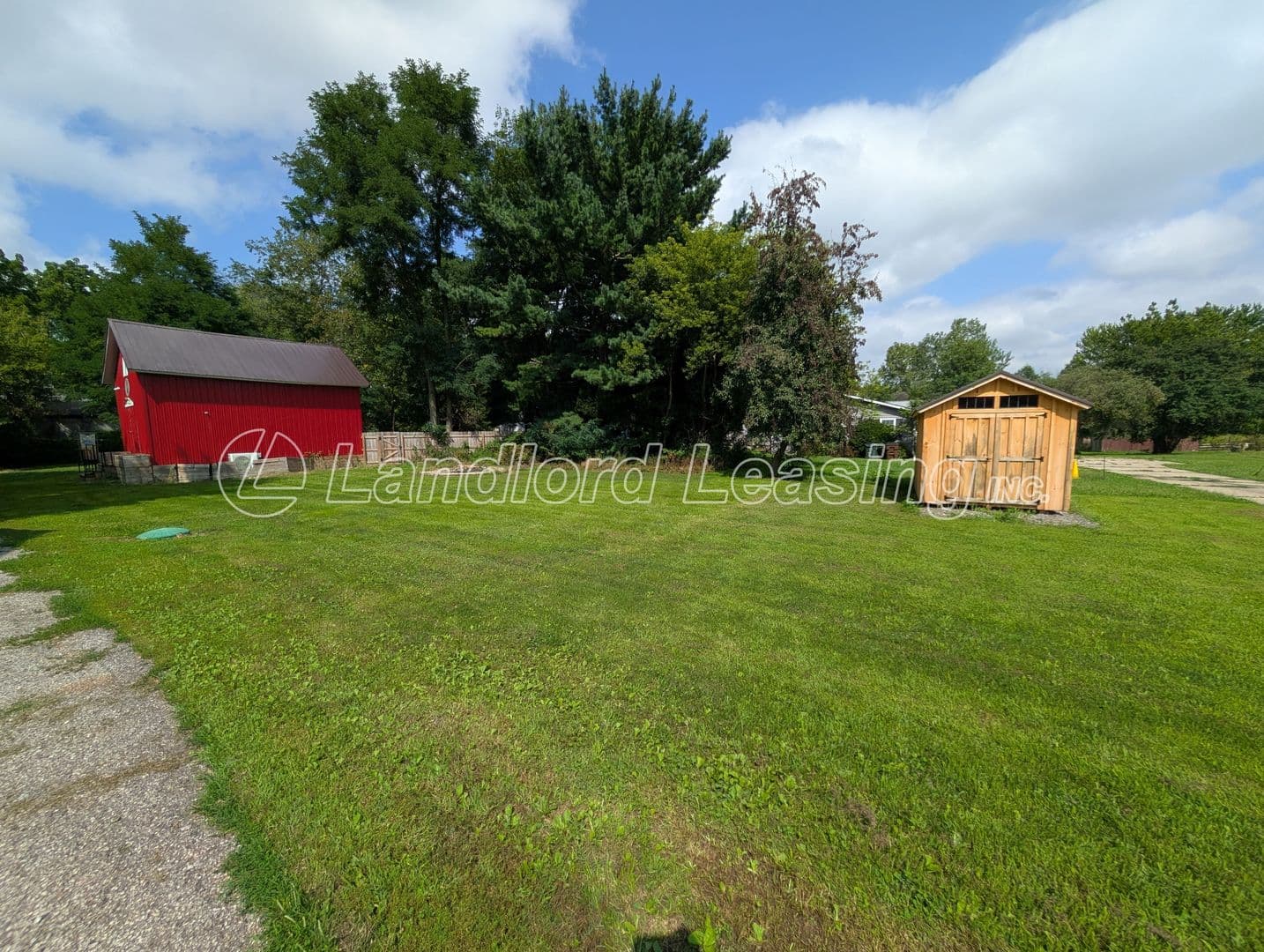 Elyria House: 9005 Murray Ridge Road