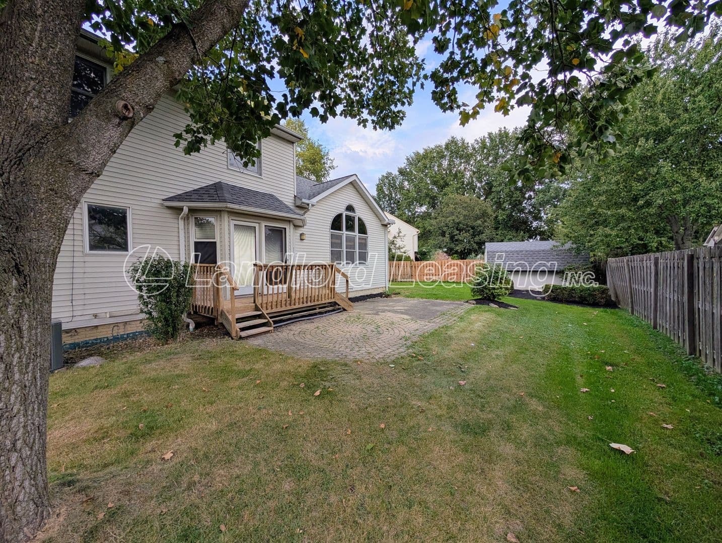 Elyria House: 125 Santa Fe Ct.