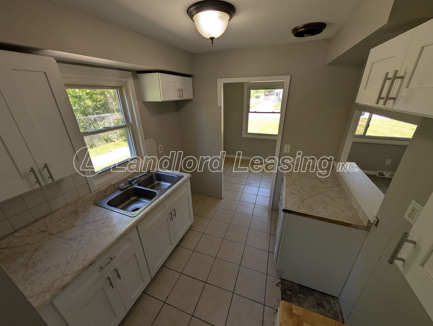 Sheffield Lake House: 4252 Belle Avenue