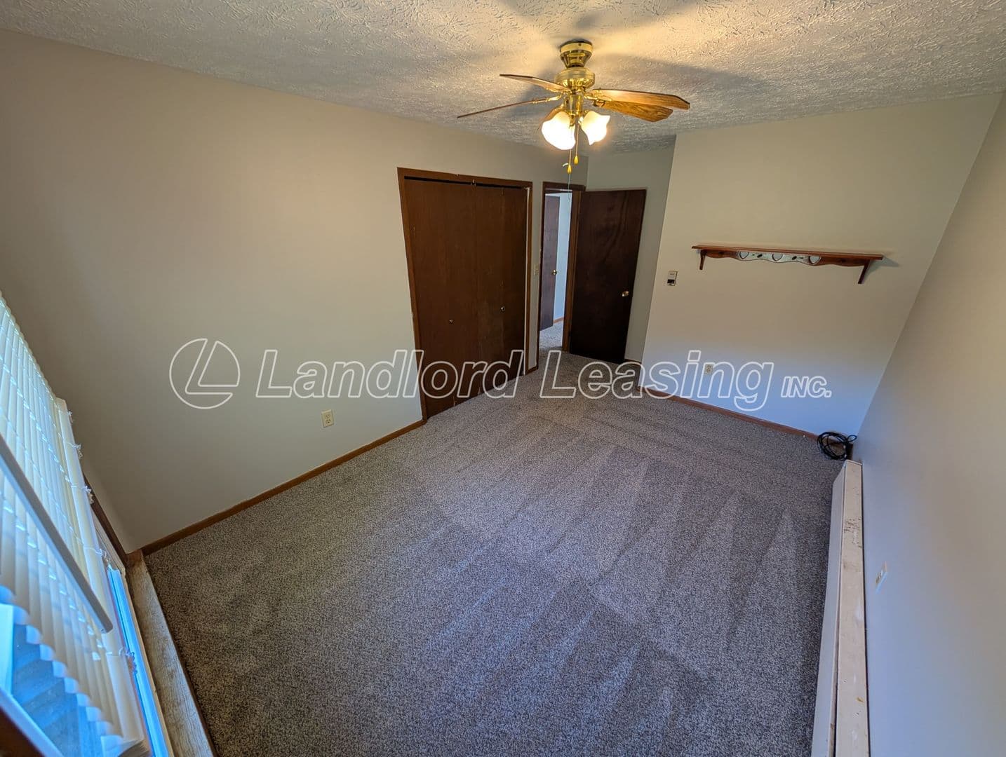 Wellington House: 44570 OH State Route 303