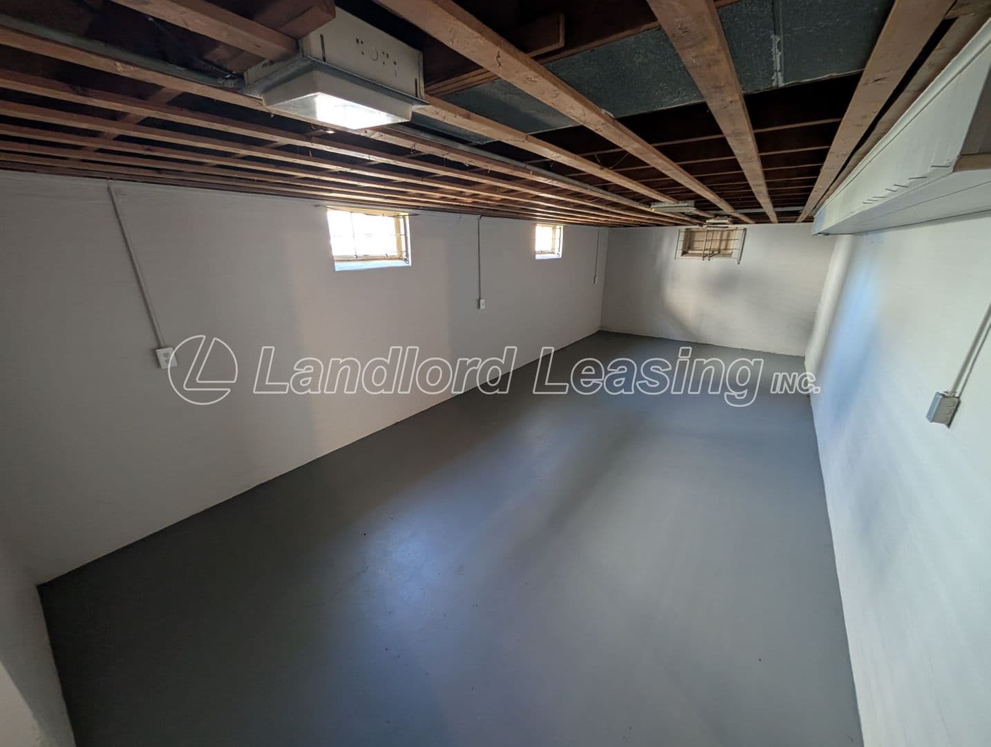 Lorain House: 2935 Caroline Avenue