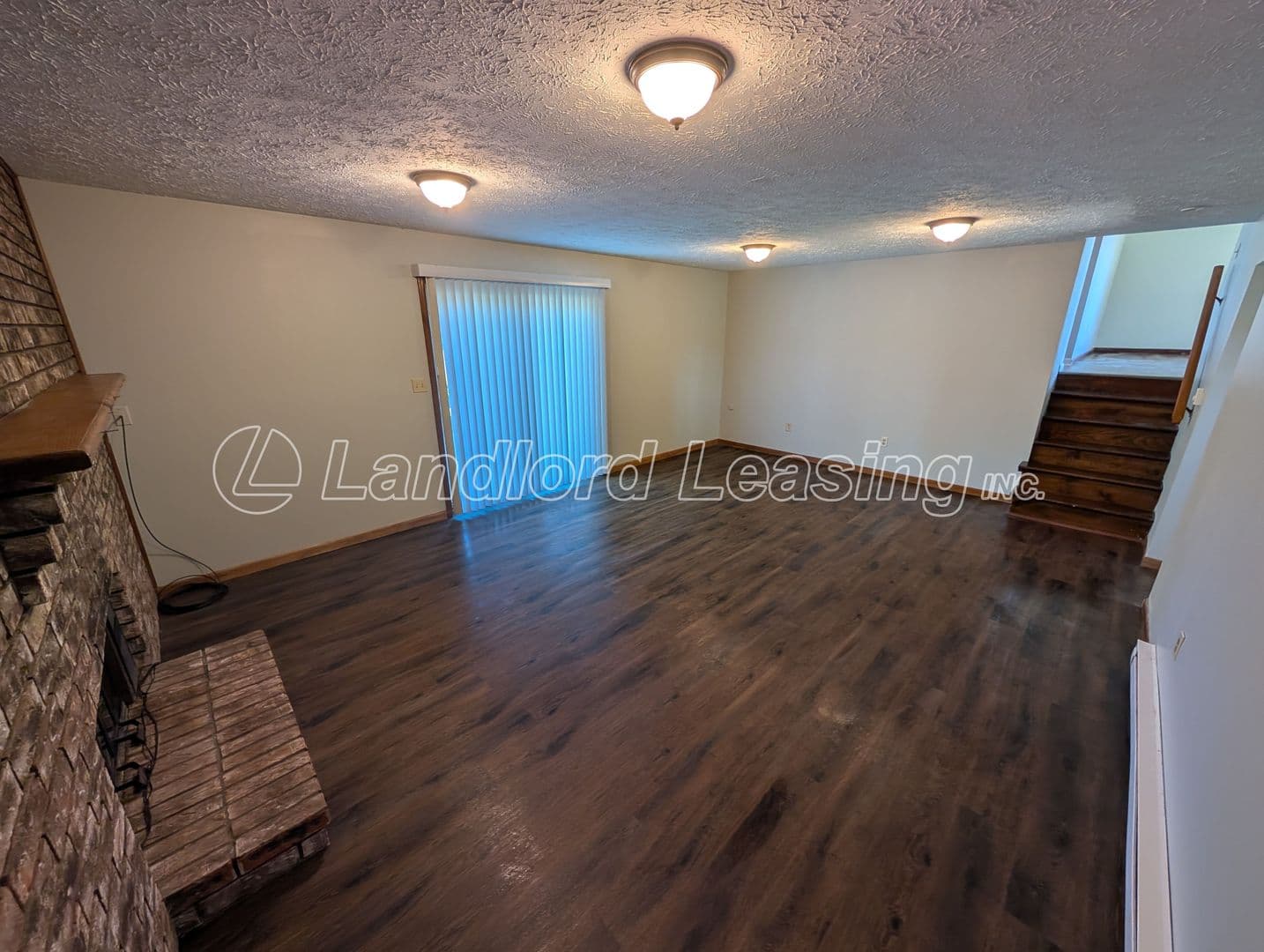 Wellington House: 44570 OH State Route 303