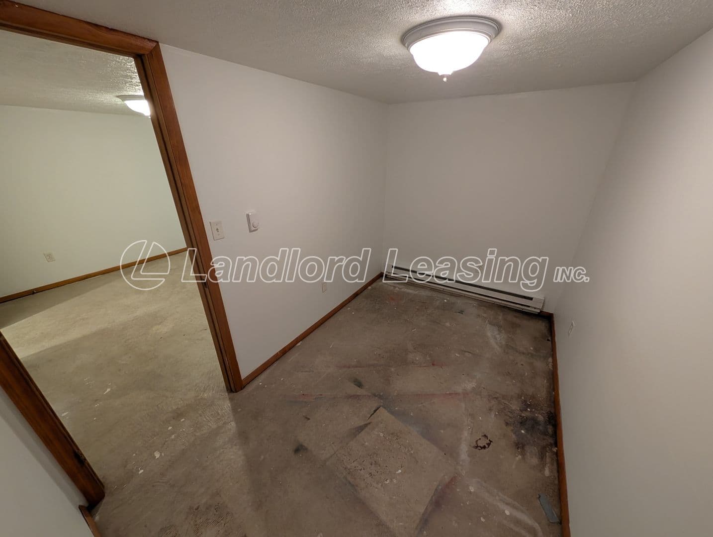 Wellington House: 44570 OH State Route 303