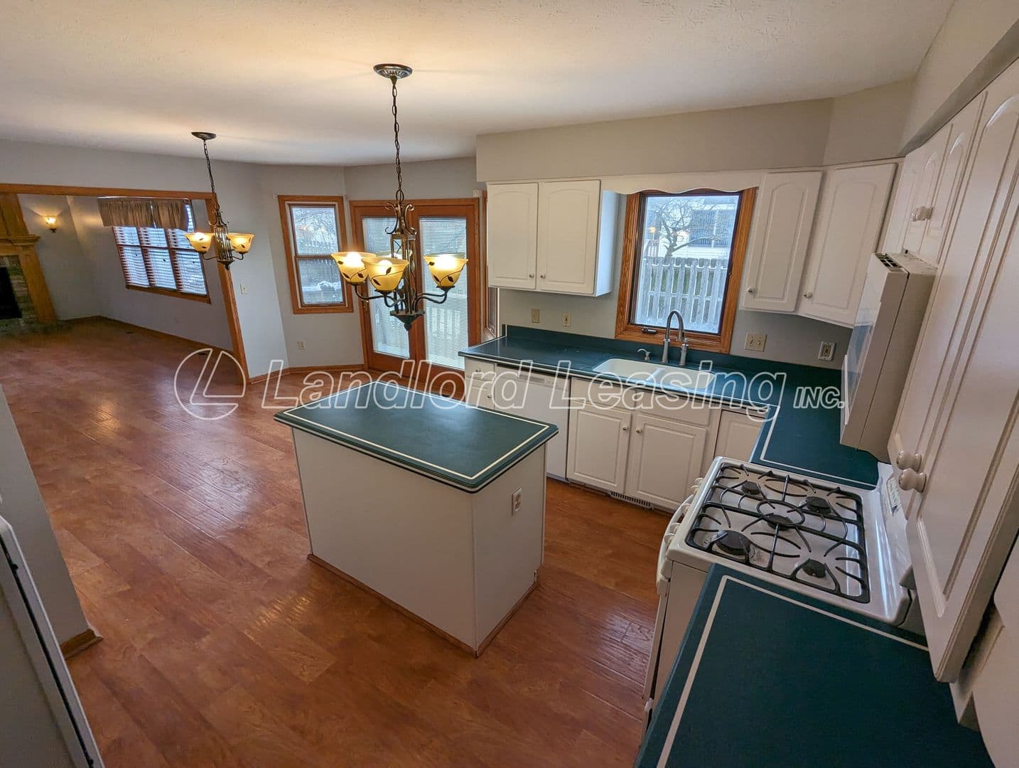 Elyria House: 125 Santa Fe Ct.