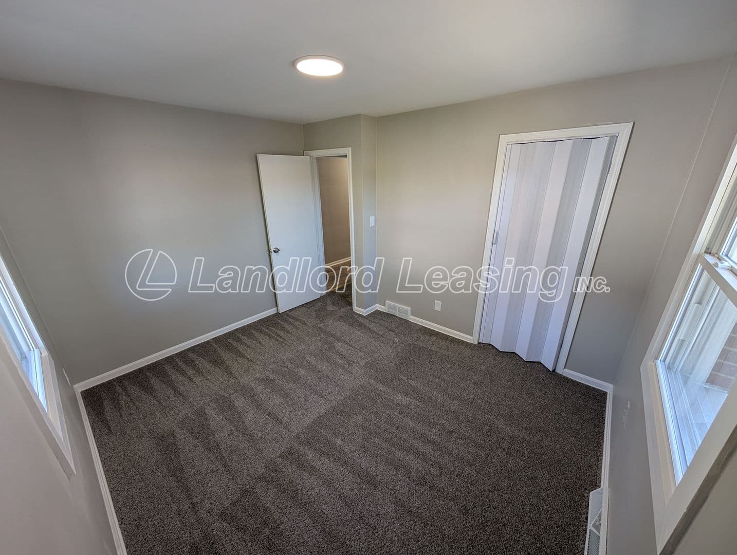 Lorain House: 2935 Caroline Avenue