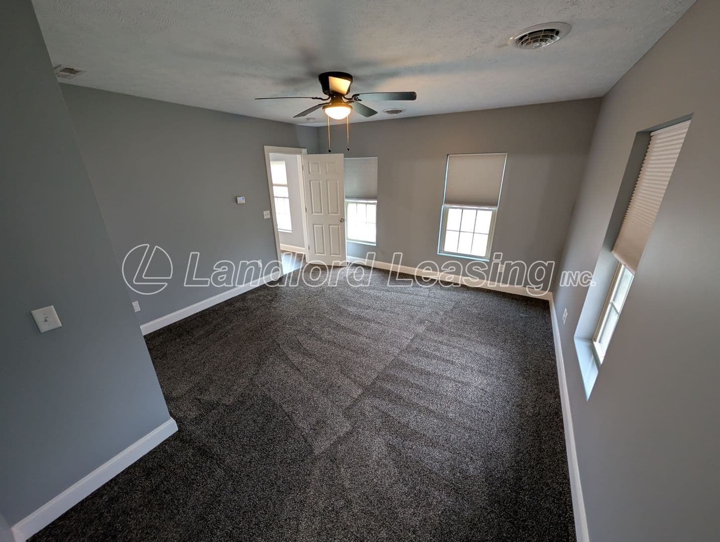Elyria House: 9005 Murray Ridge Road