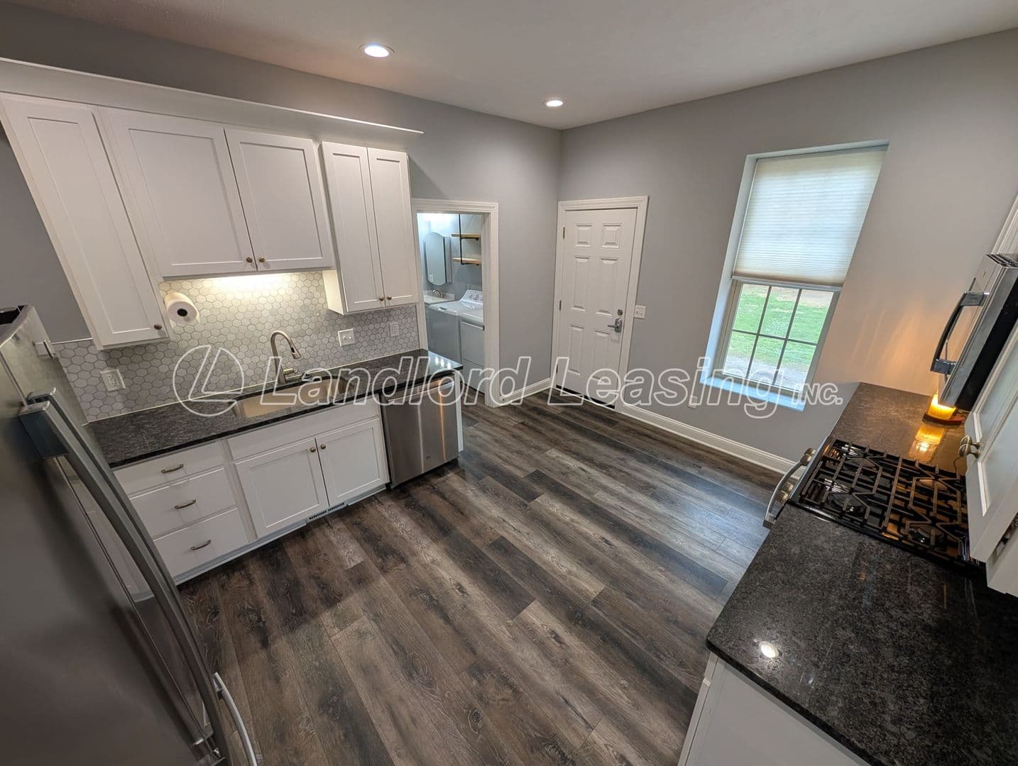 Elyria House: 9005 Murray Ridge Road