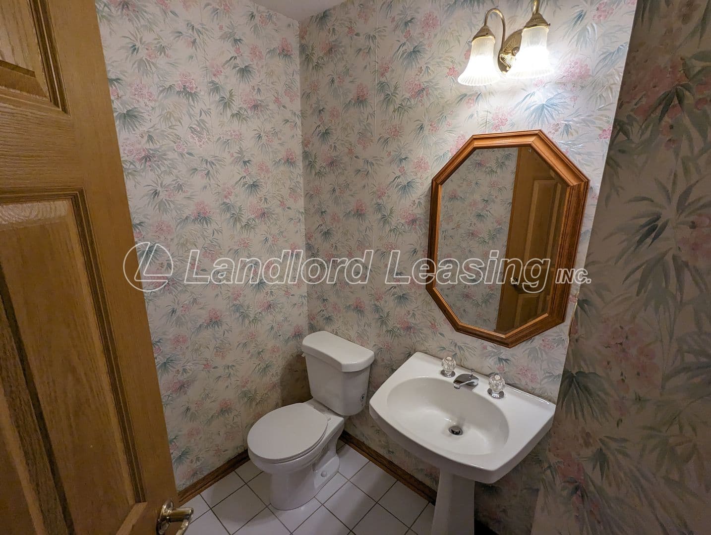 Elyria House: 125 Santa Fe Ct.