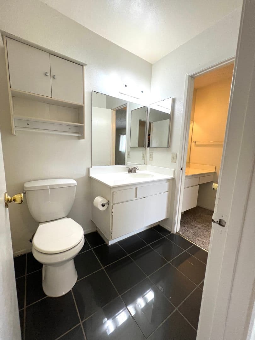 Placentia Apartment: 319 Josie Cir