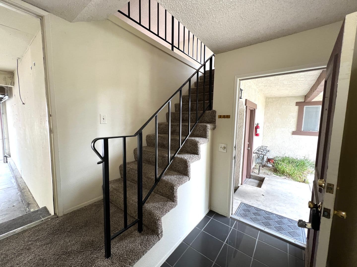Placentia Apartment: 319 Josie Cir
