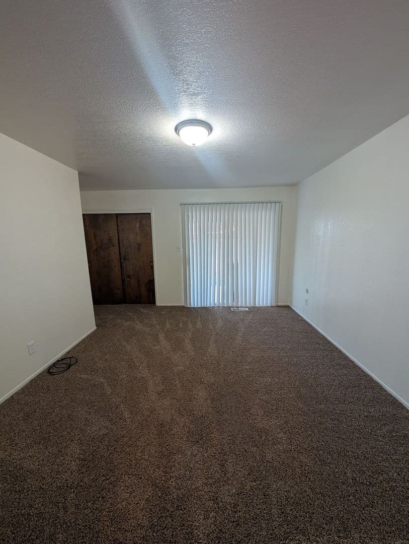 Turlock House: 1765 North Denair