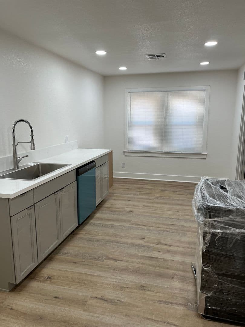 Ceres Apartment: 6155 Foote Rd