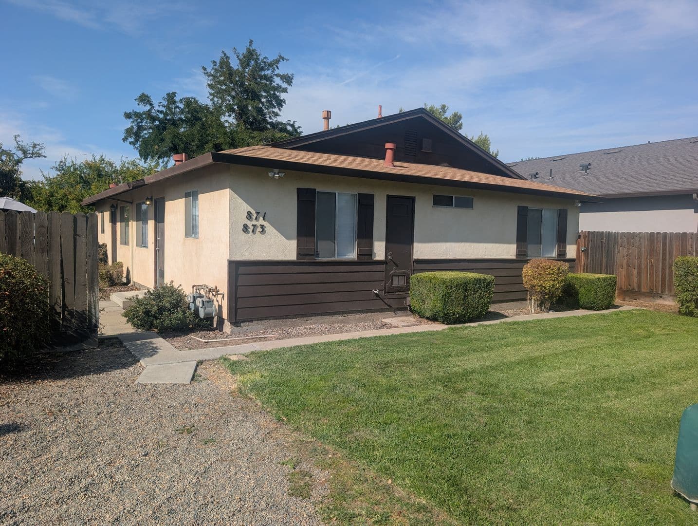 Turlock Apartment: 871 Vermont Ave