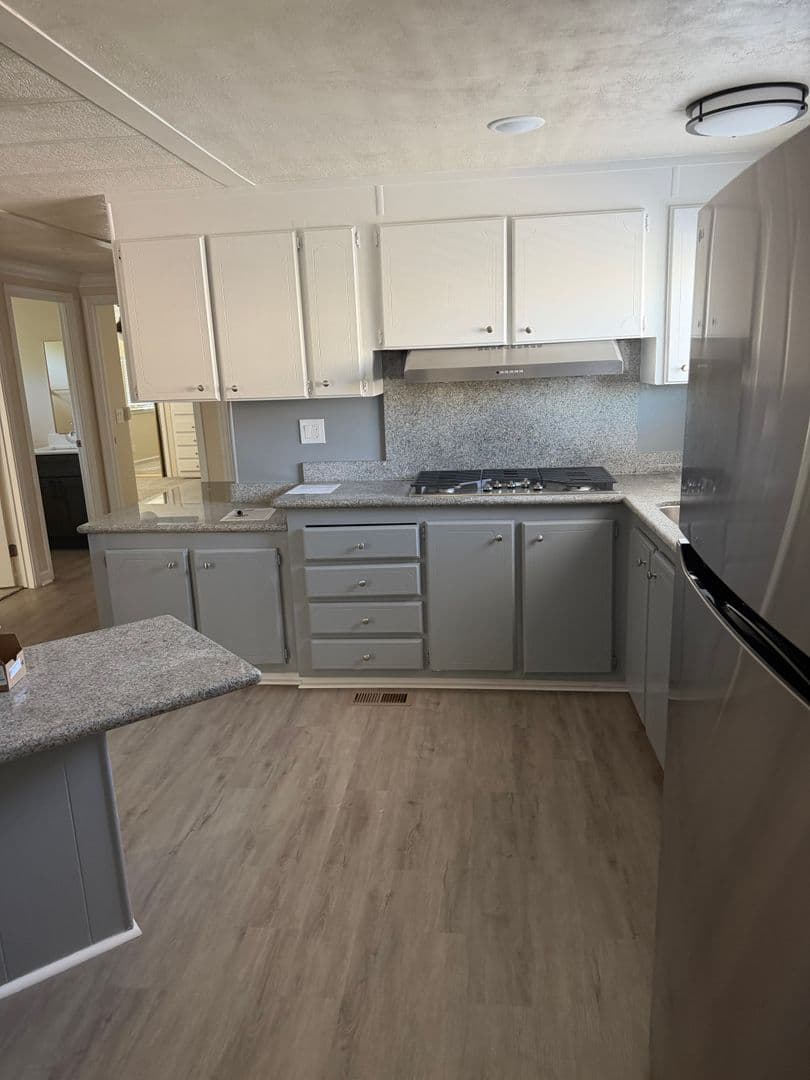 Modesto Apartment: 429 Root Rd