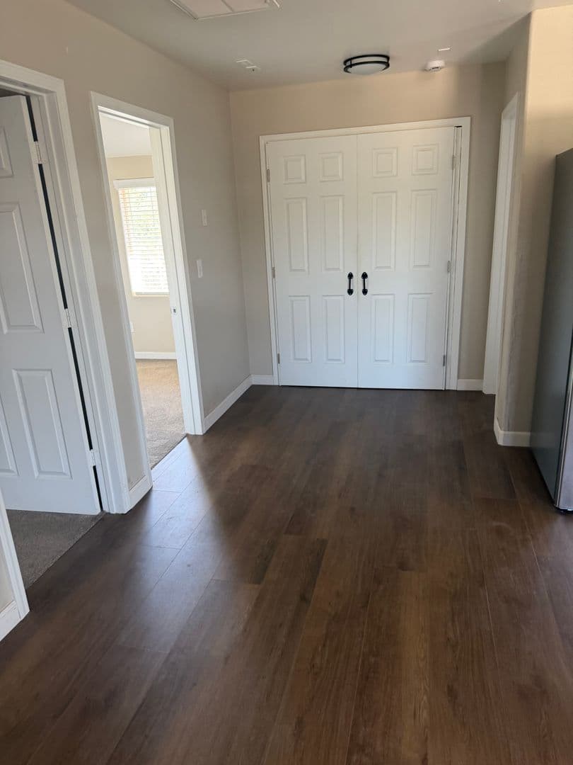 Modesto Apartment: 429 Root Rd