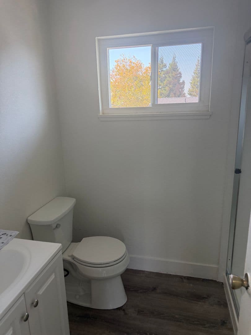 Turlock Apartment: 961 Wakefield