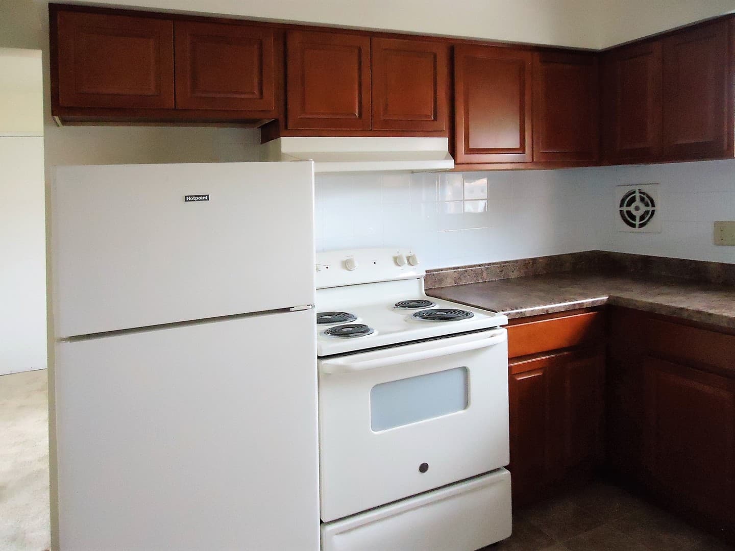 Ocean Township Apartment: 33 Willow Dr.