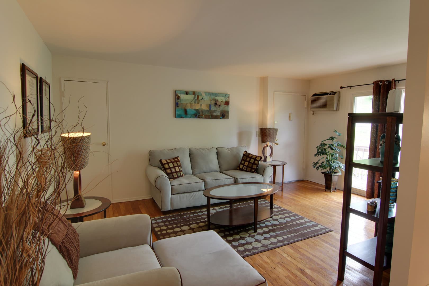 Netcong Apartment: 163 Route 46 West