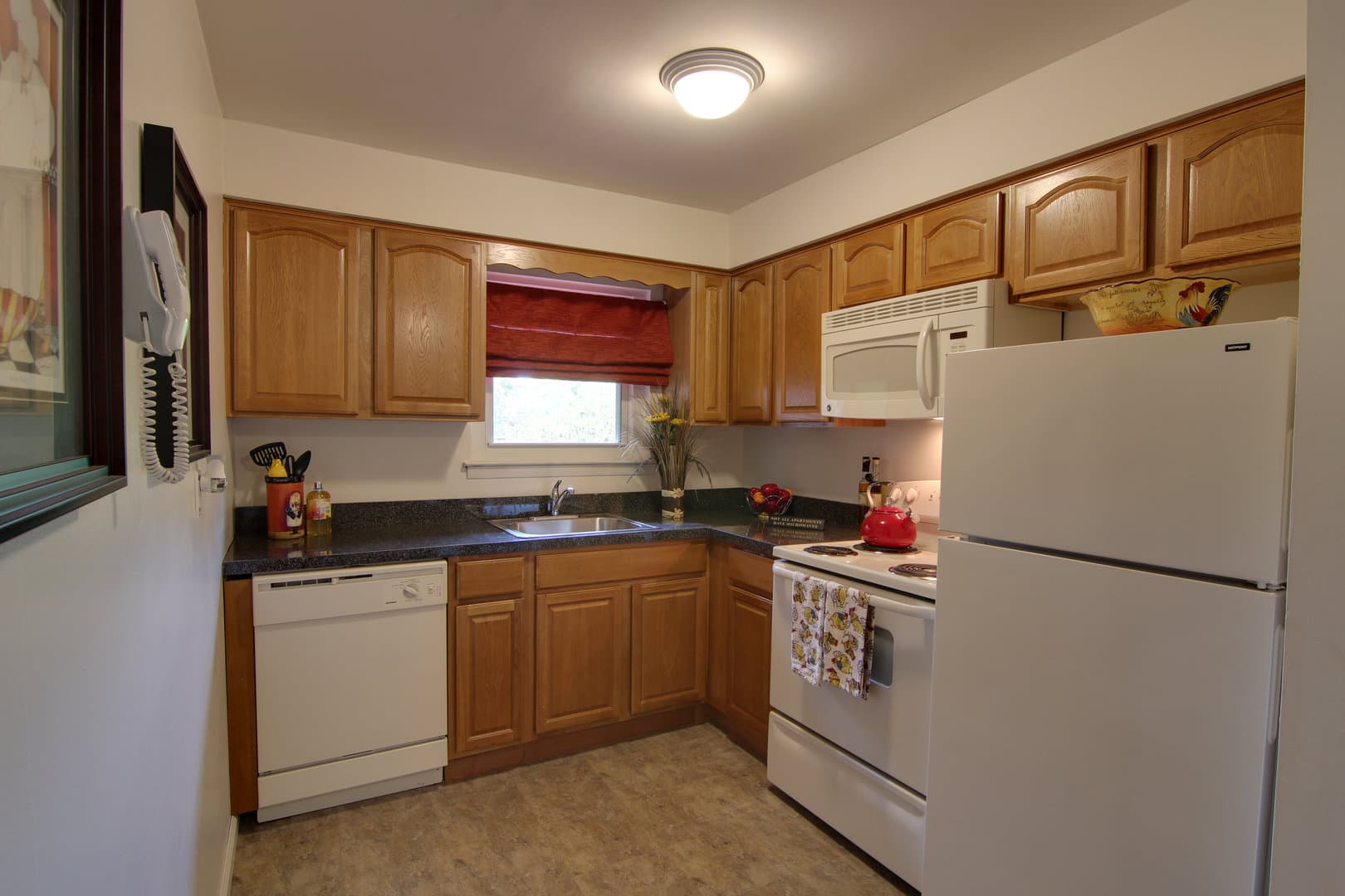 Hillsborough Apartment: 5 Bloomingdale Dr