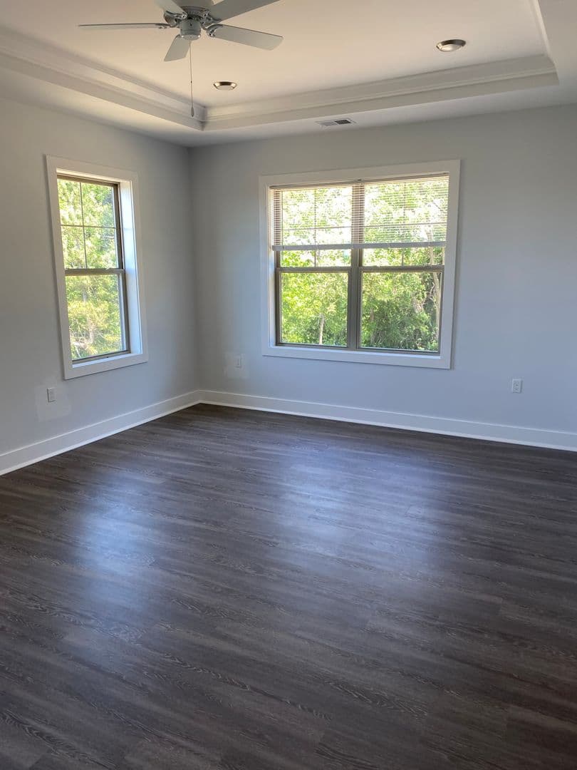 Keasbey Apartment: 1200 Sunnyview Oval