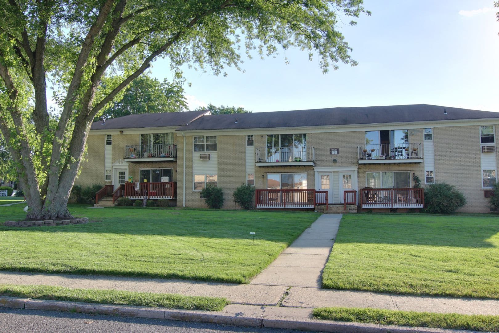 Ocean Township Apartment: 33 Willow Dr.