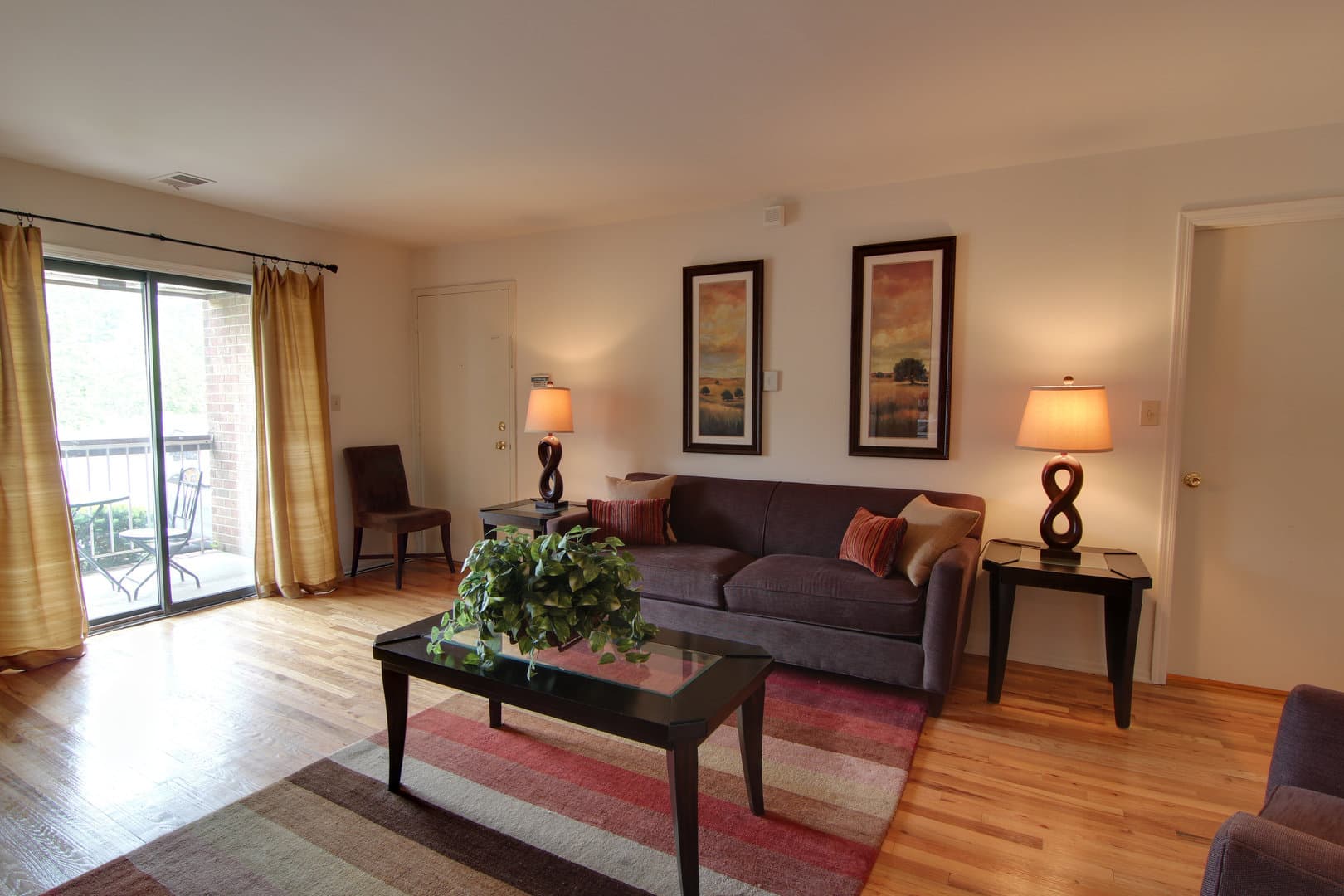 Keasbey Apartment: 1200 Sunnyview Oval