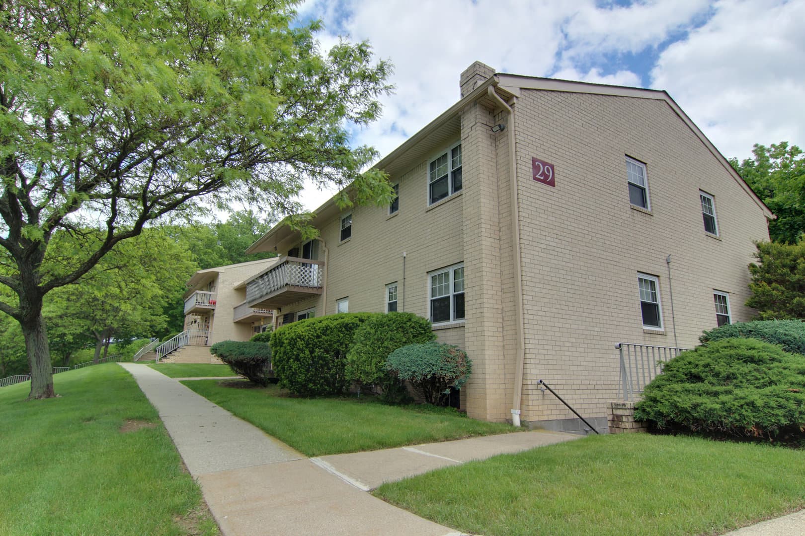 Netcong Apartment: 163 Route 46 West