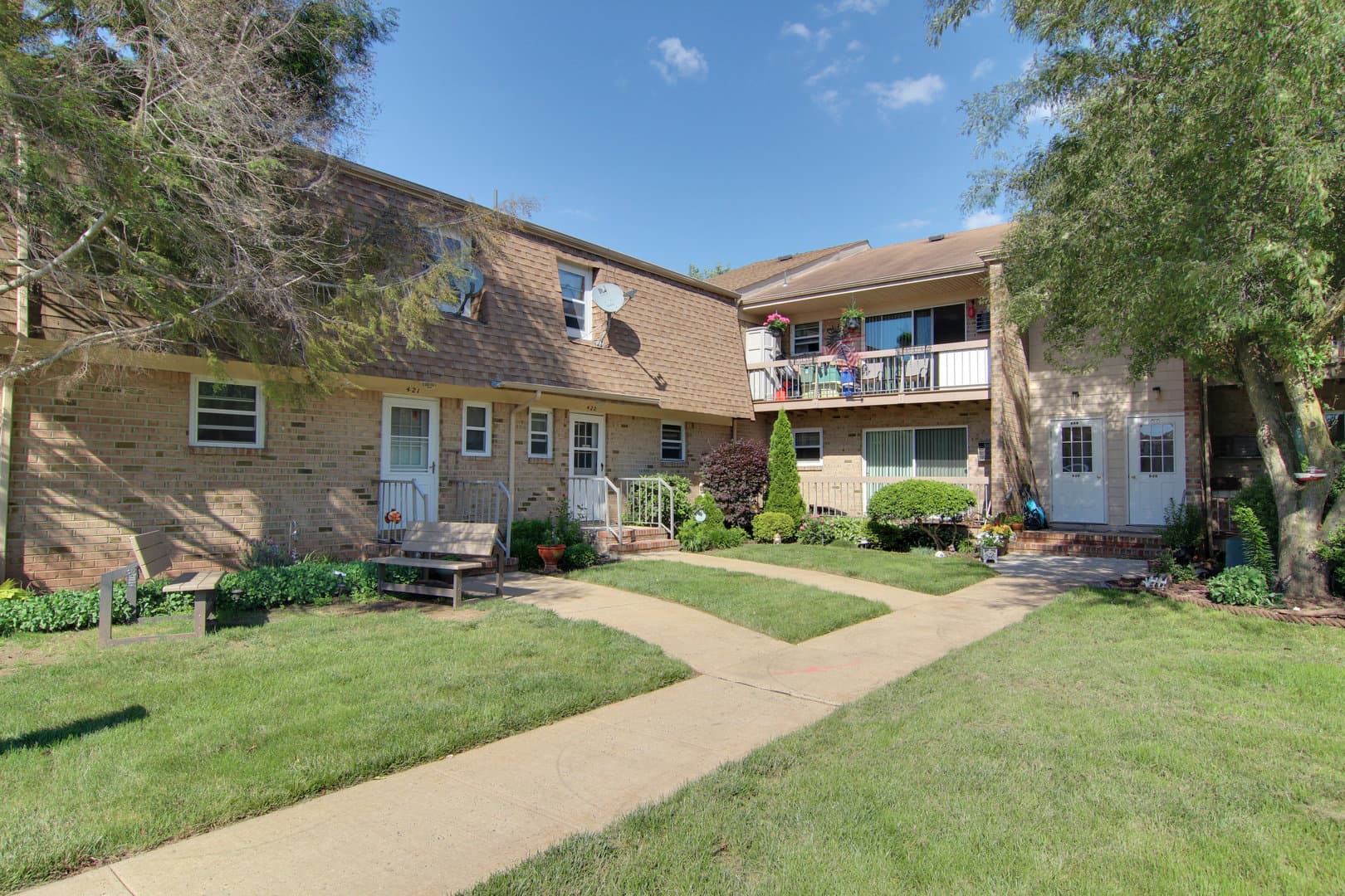 Hillsborough Apartment: 5 Bloomingdale Dr