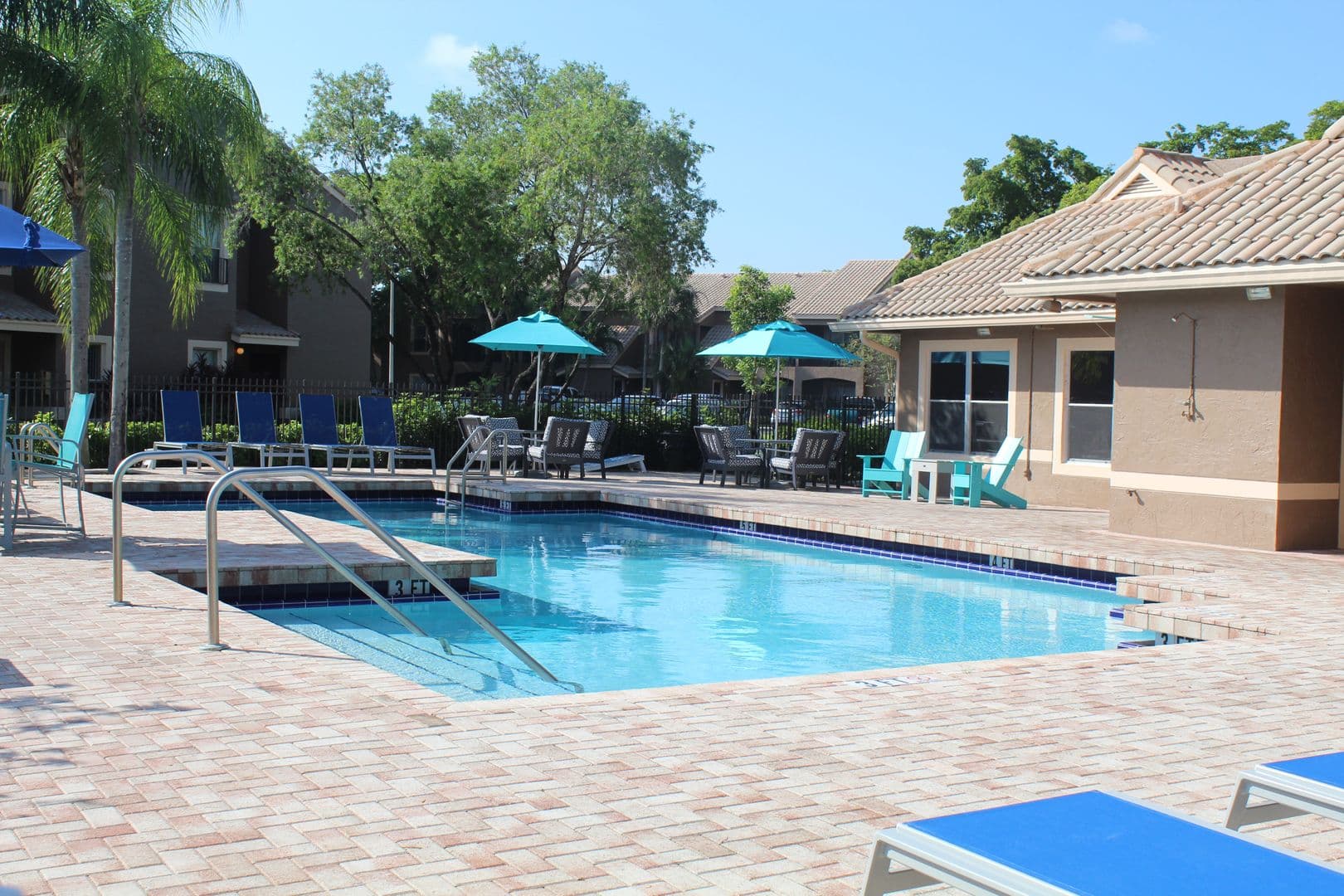 Coral Springs Apartment: 2801 Northwest 91st. Ave.