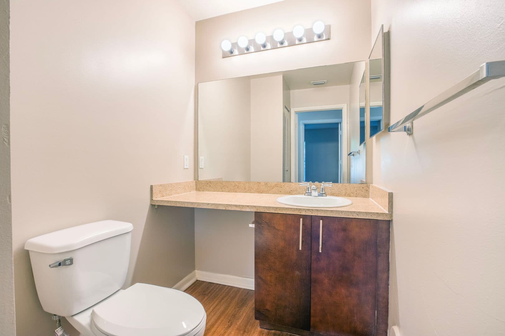 Coral Springs Apartment: 2801 Northwest 91st. Ave.