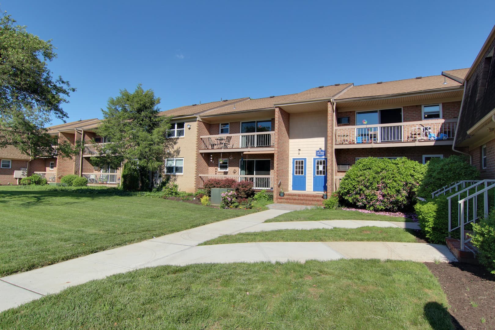 Hillsborough Apartment: 5 Bloomingdale Dr
