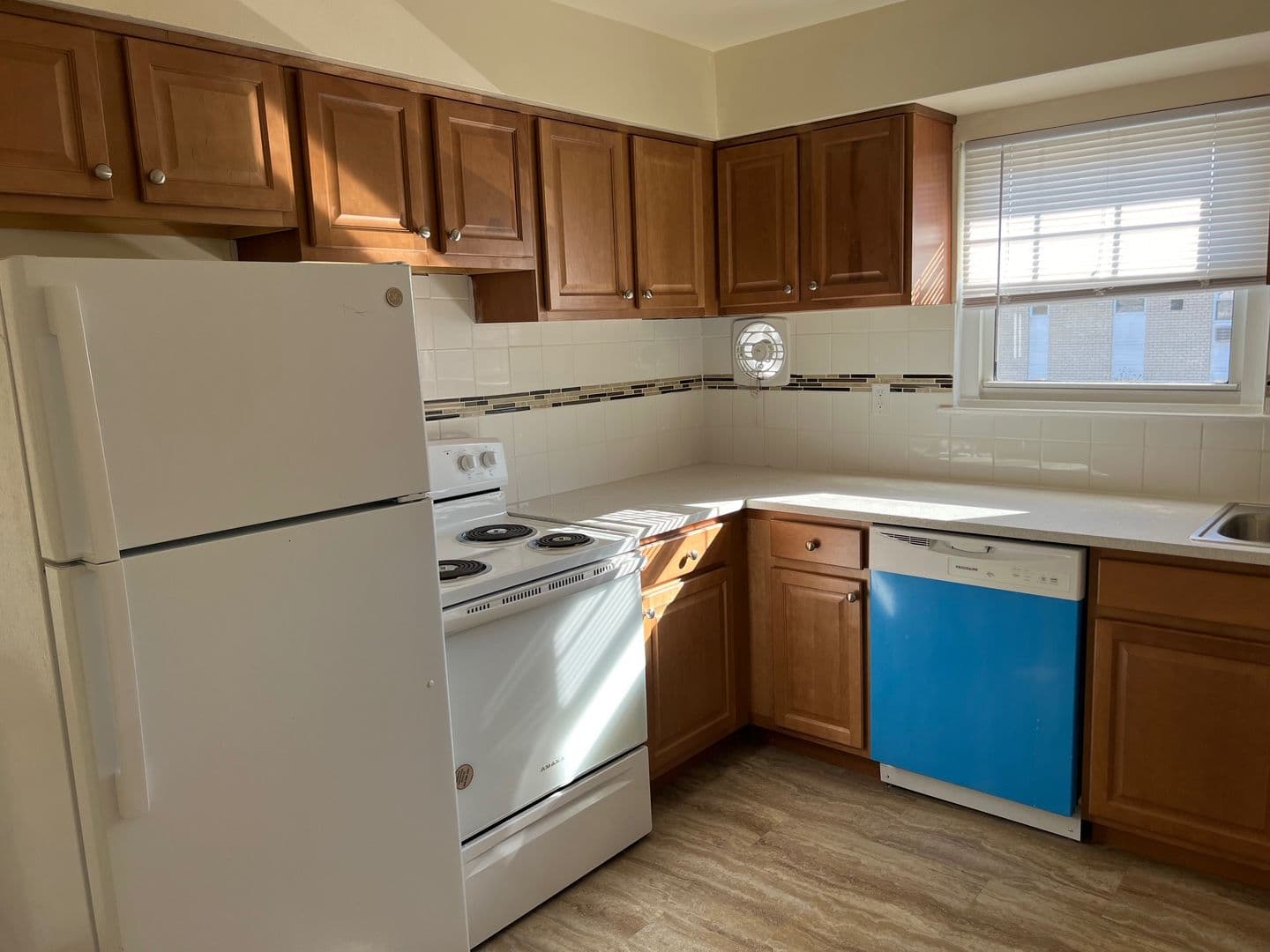 Ocean Township Apartment: 33 Willow Dr.