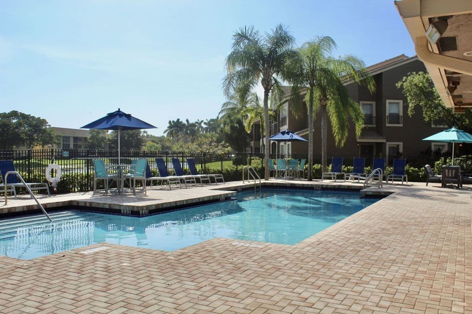 Coral Springs Apartment: 2801 Northwest 91st. Ave.