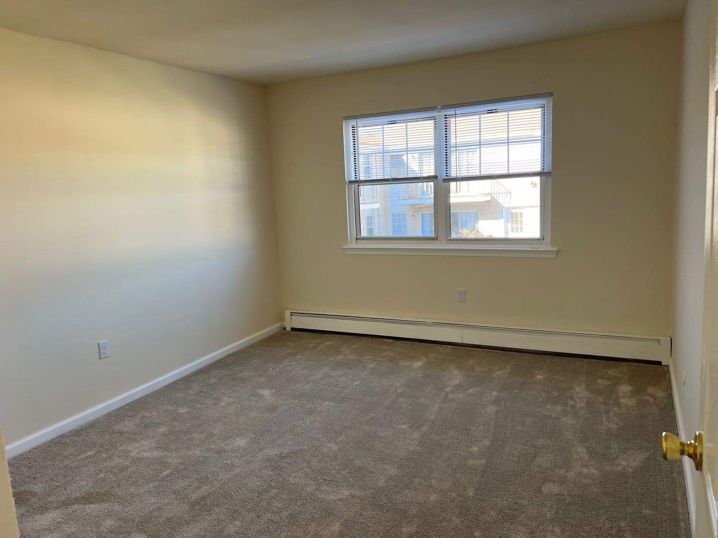 Ocean Township Apartment: 33 Willow Dr.
