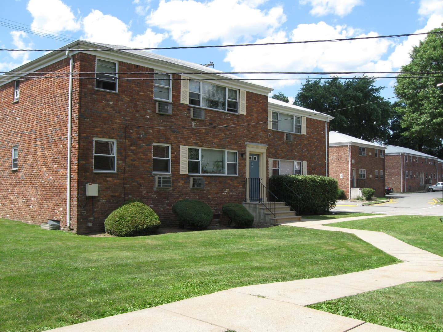 Parsippany Apartment: 300 Parsippany Rd