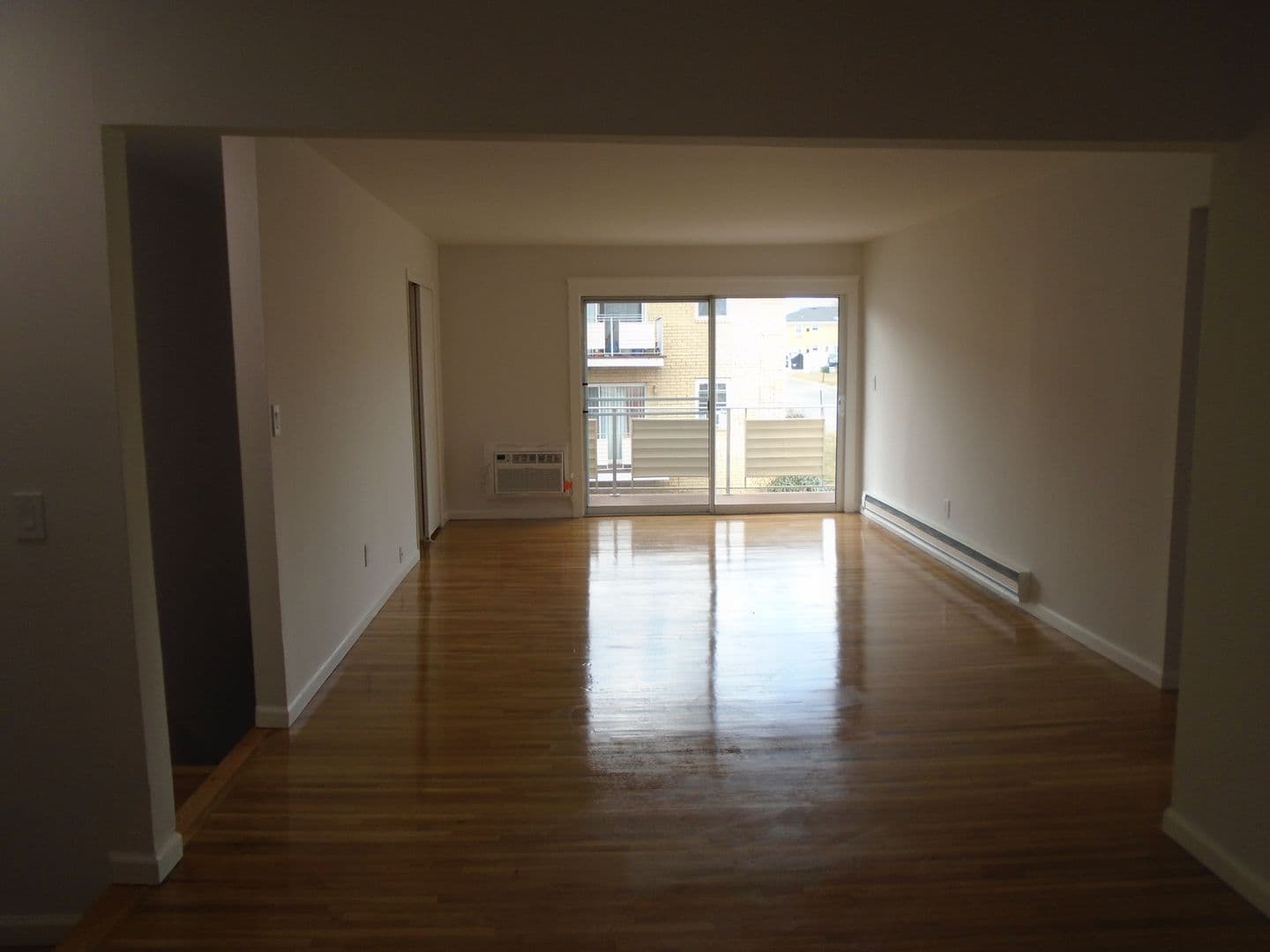 Ocean Township Apartment: 33 Willow Dr.