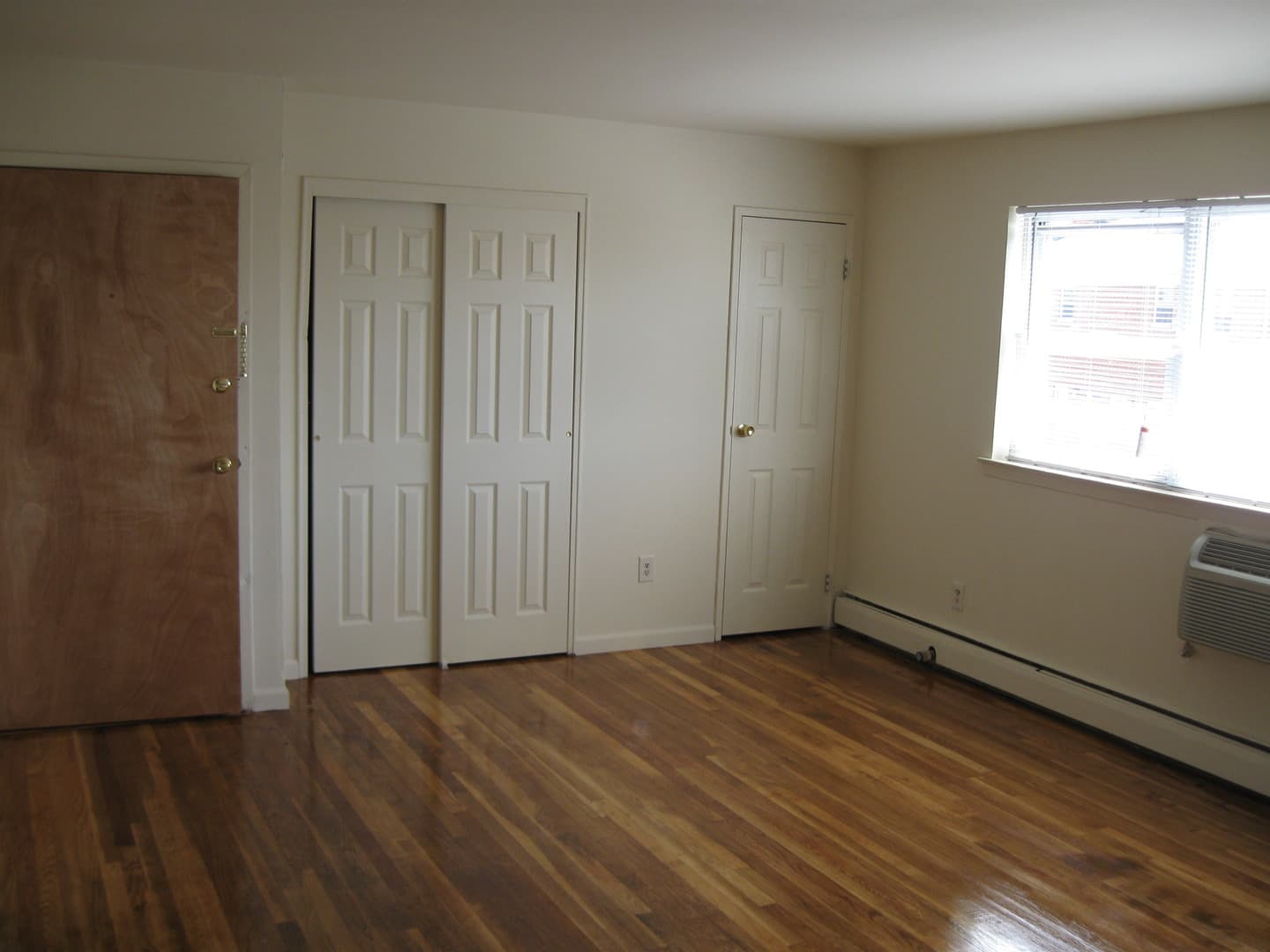 Parsippany Apartment: 270 Baldwin Road