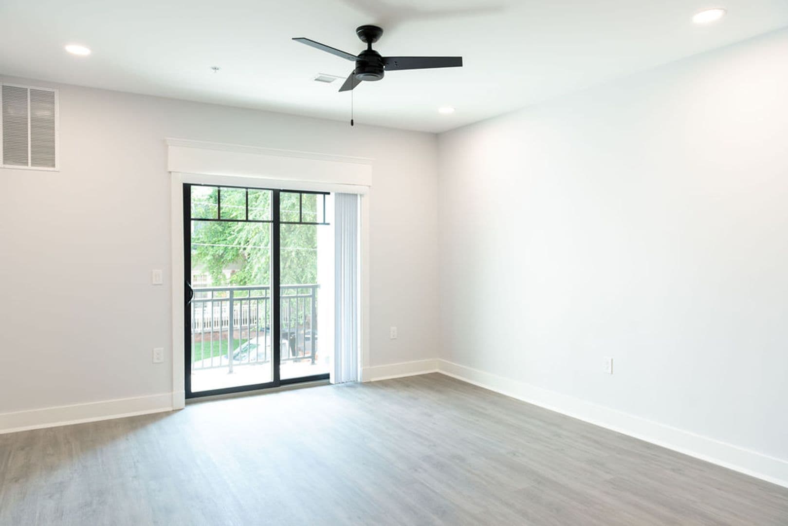 Fanwood Apartment: 282 South Ave