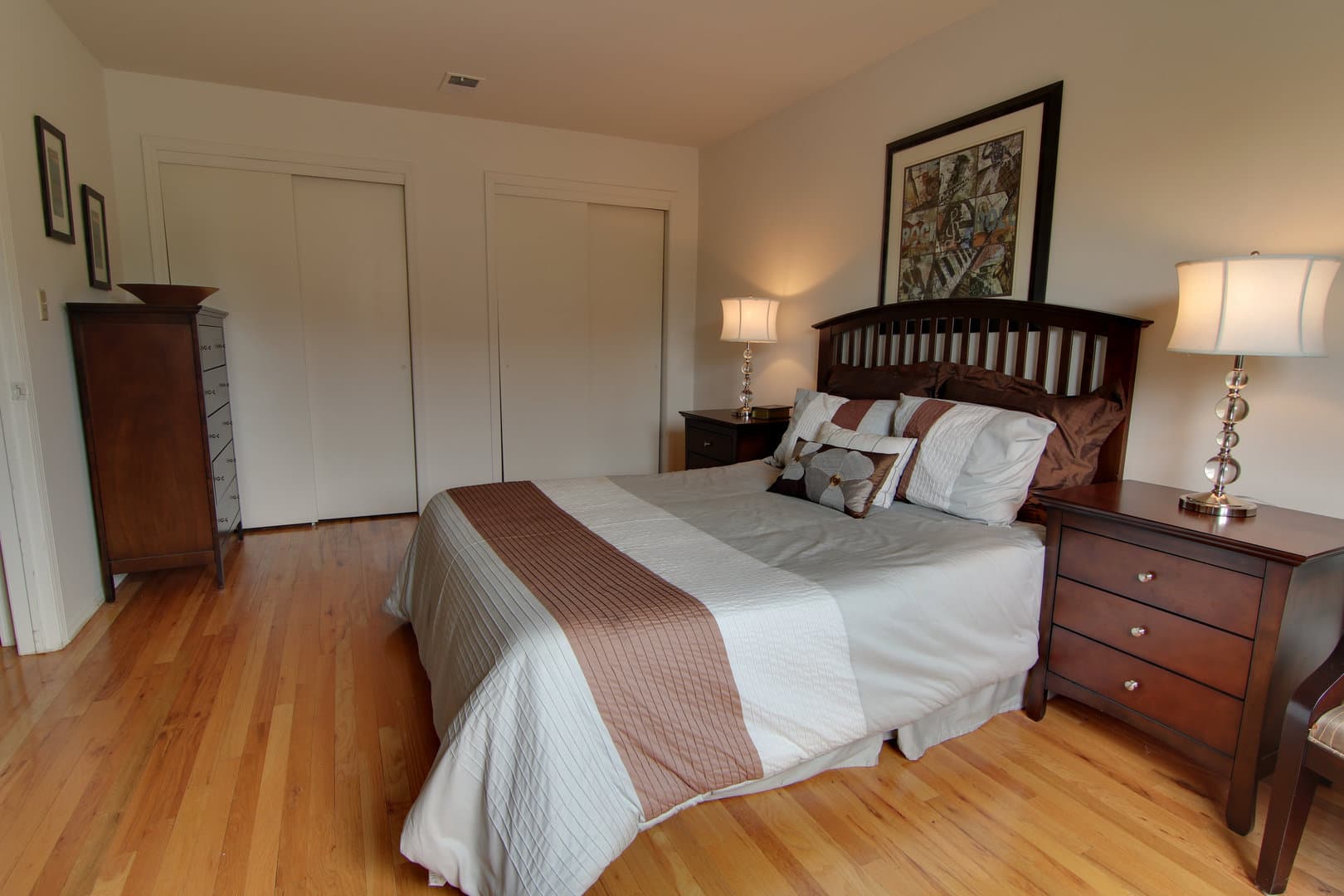 Keasbey Apartment: 1200 Sunnyview Oval
