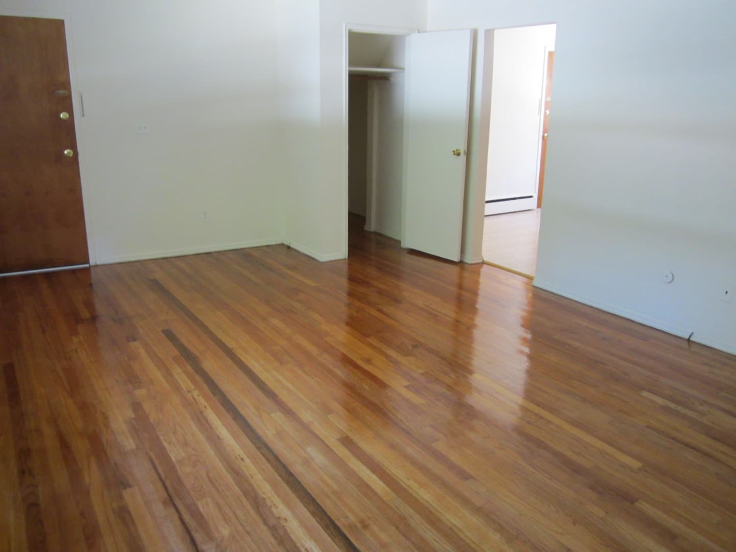 Parsippany Apartment: 300 Parsippany Rd