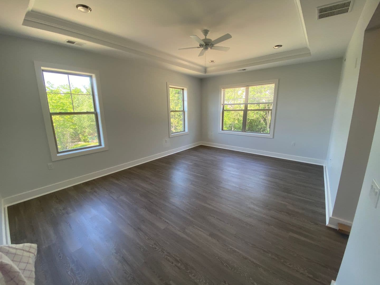 Keasbey Apartment: 1200 Sunnyview Oval