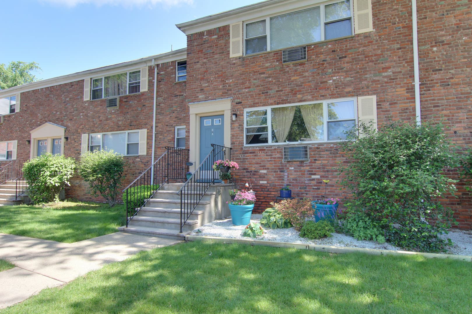 Parsippany Apartment: 300 Parsippany Rd